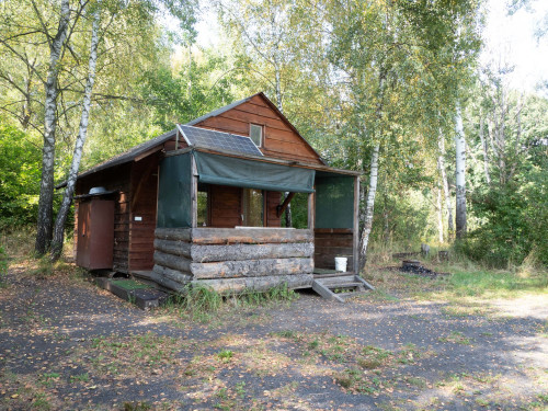 Lovné místo 3 s chatkou